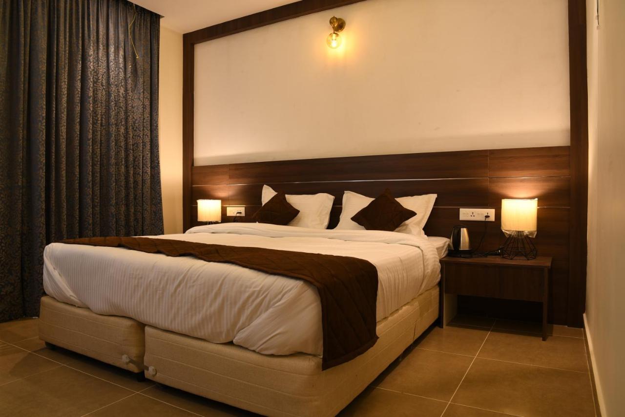 Mirth Hotels And Resorts Kanthalloor Eksteriør billede