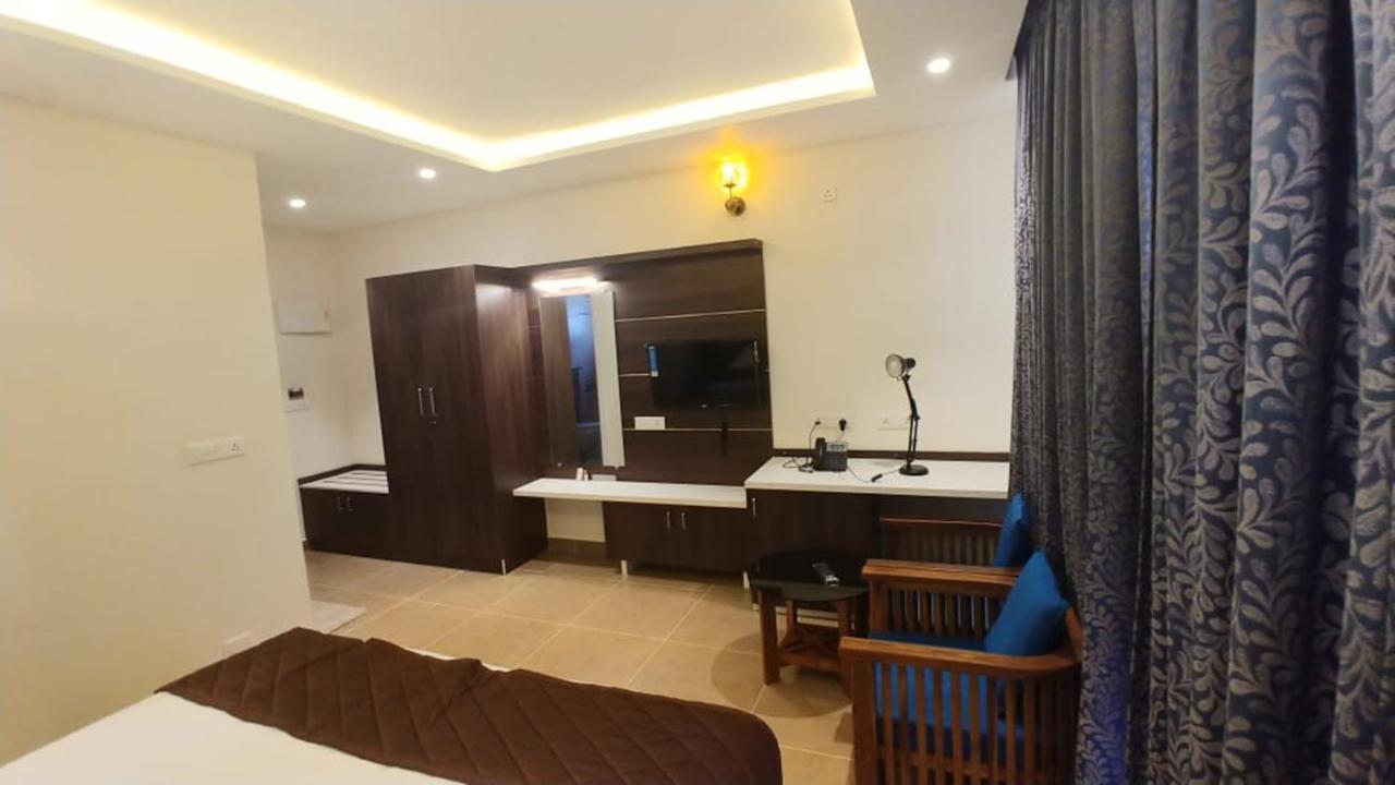 Mirth Hotels And Resorts Kanthalloor Eksteriør billede